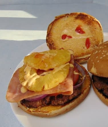 Hamburguesa Especial Hawaiana