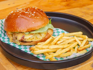 Hamburguesa hawaiana