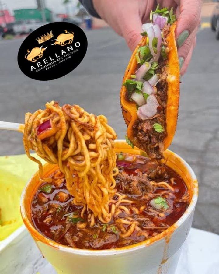 Combo Birriamen + Quesada + Bebida