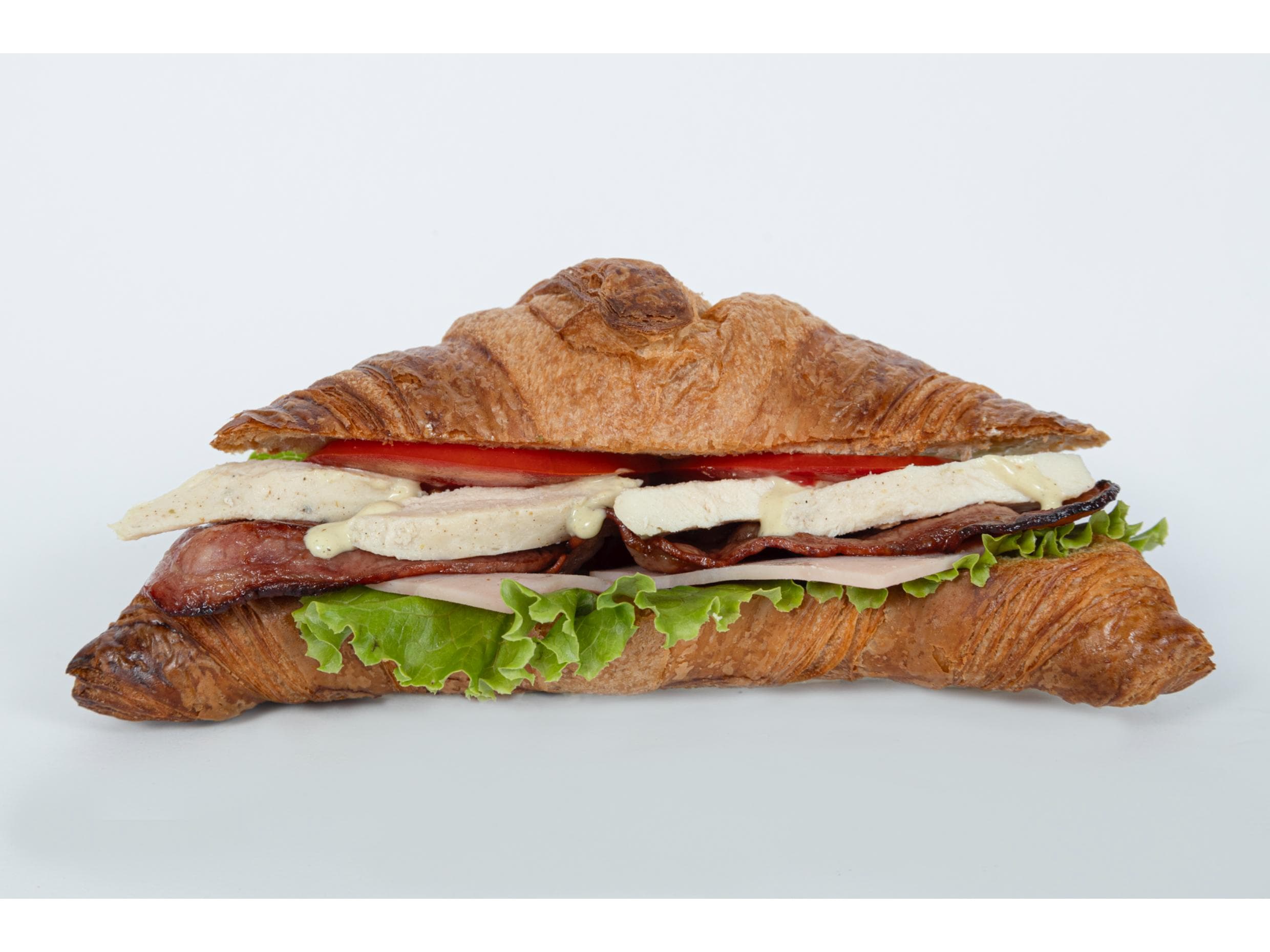 Croissant Roast Beef & Queso