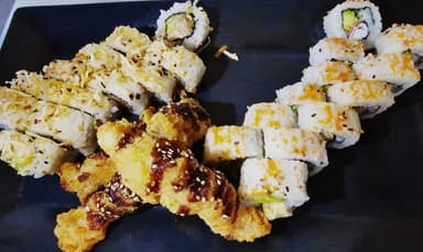 Mega Promo 24 Makis y 5 Camarones Crocantes