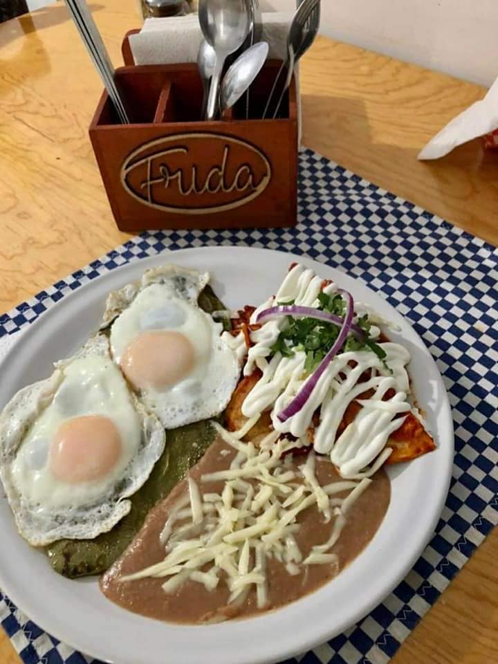 Huevos Divorciados