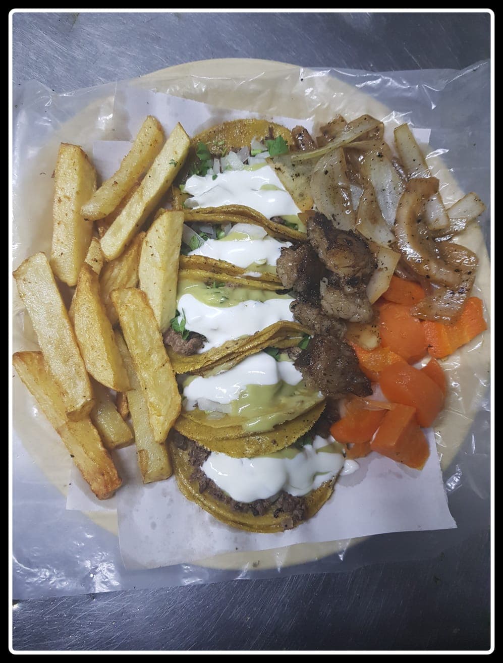 Tacos de Maíz Cecina