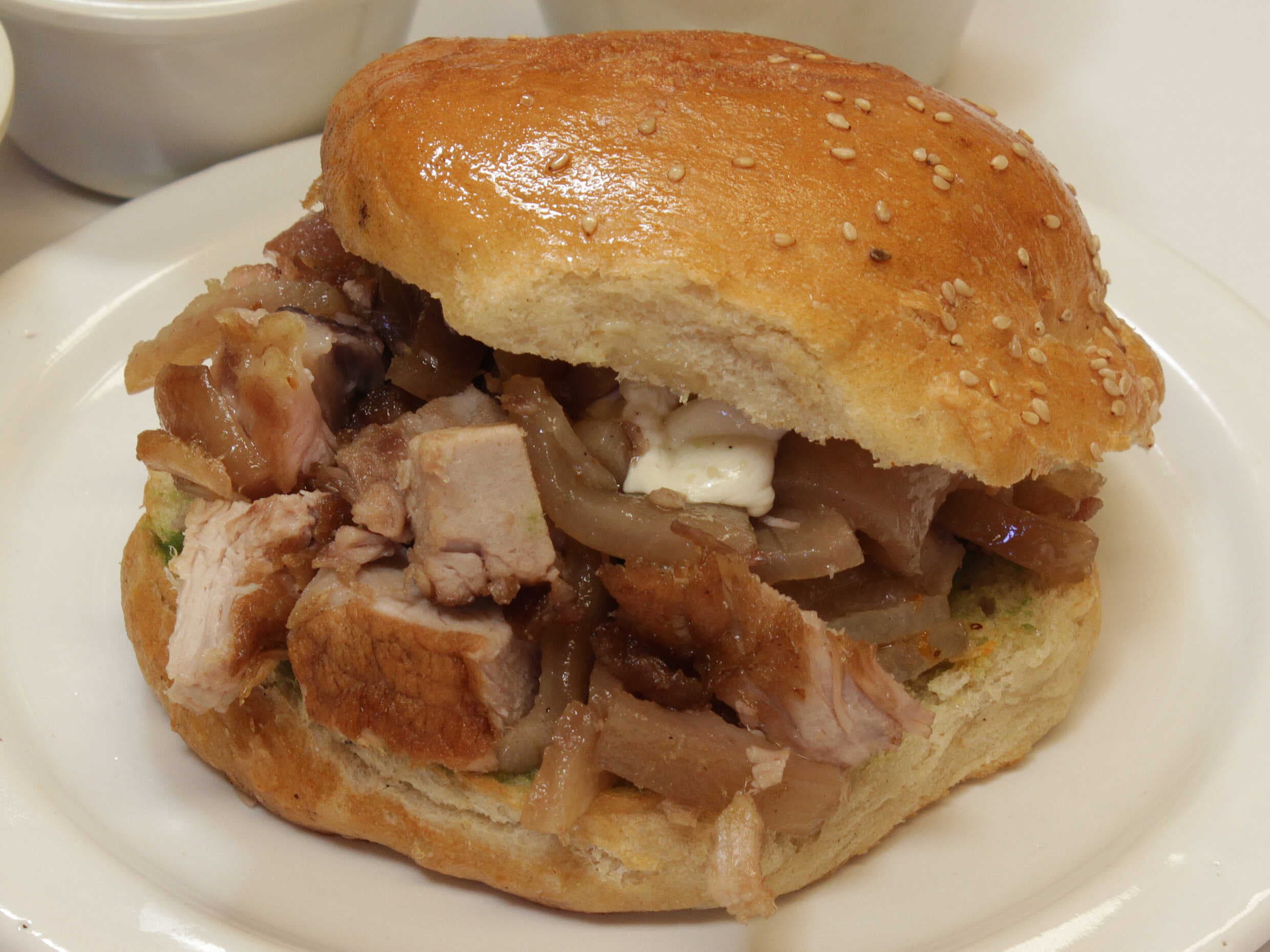 Cemita Chamorro