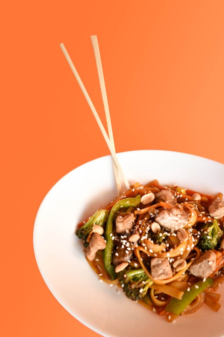 Wok Tallarin con Pollo