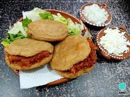 Gorditas de Carnitas