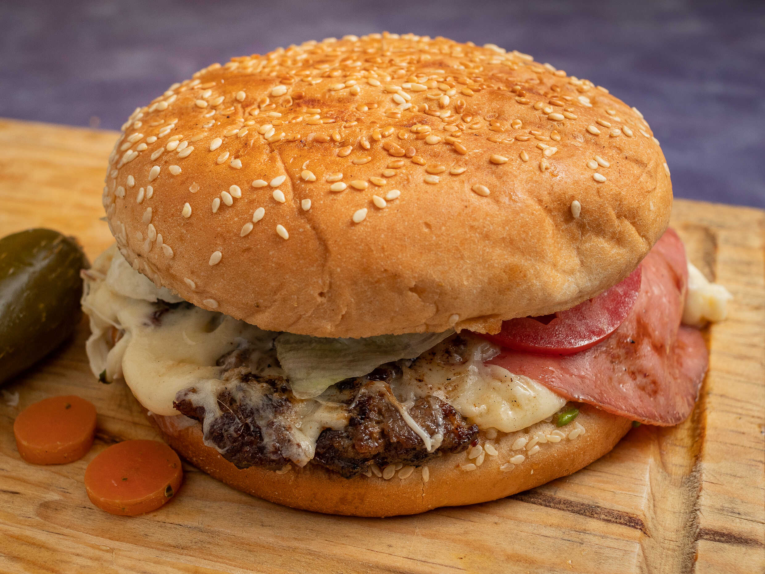 Hamburguesa con Tocino