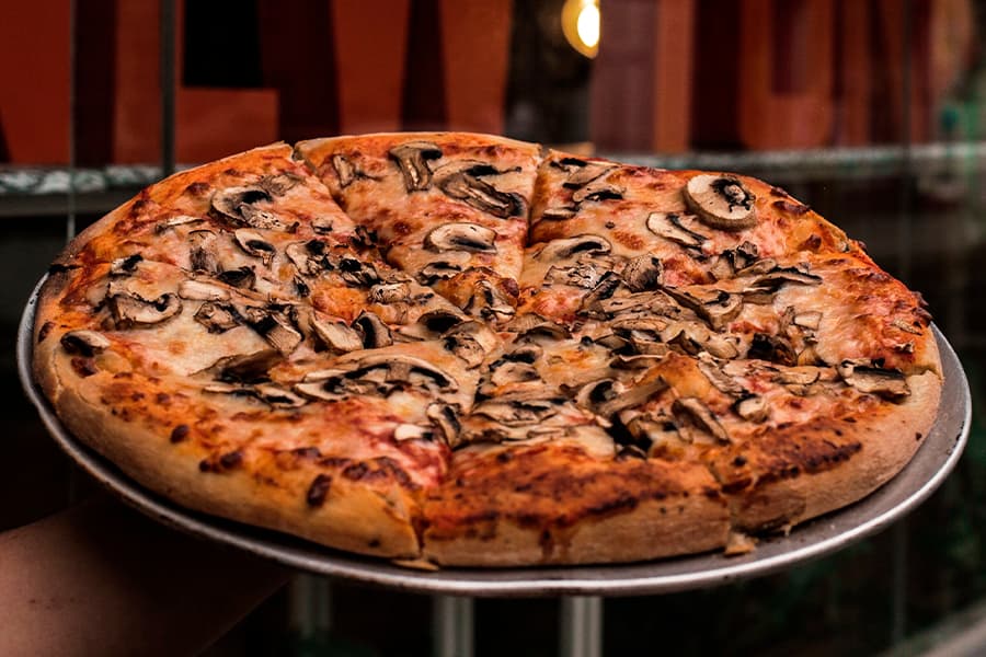 Pizza Champiñones