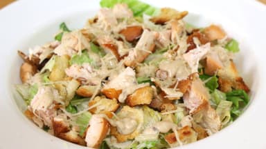 Ensalada César + Bebida