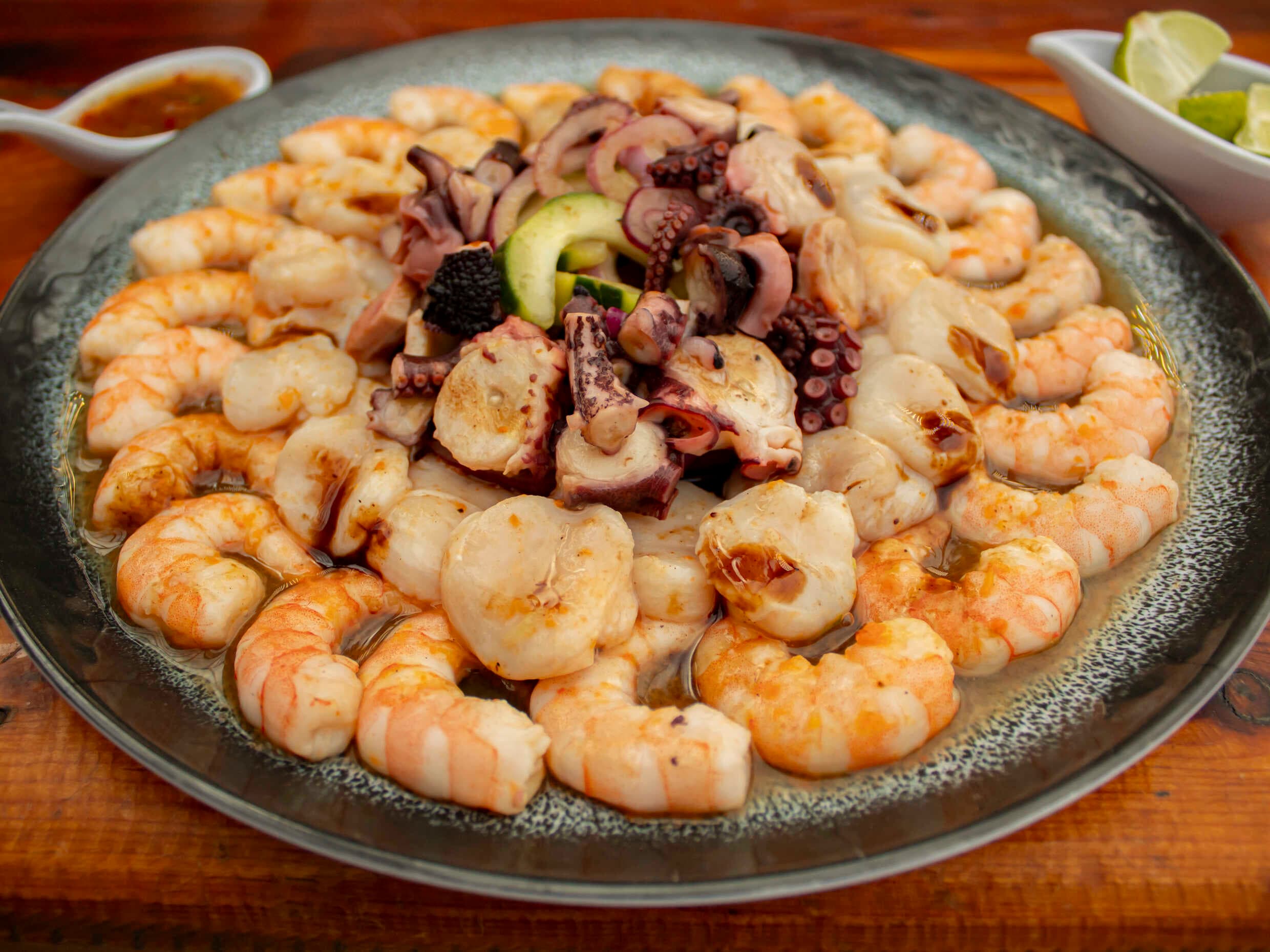 Camaron, Pulpo y Callo de Hacha Para Picar