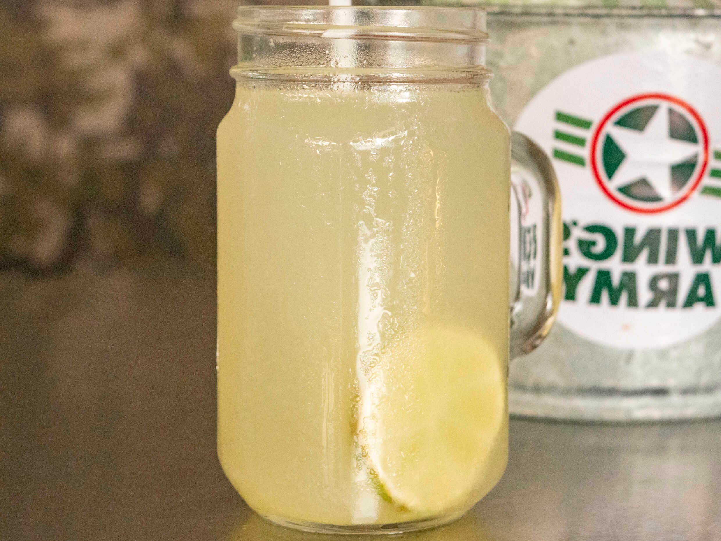 LIMONADA NATURAL (450ML)