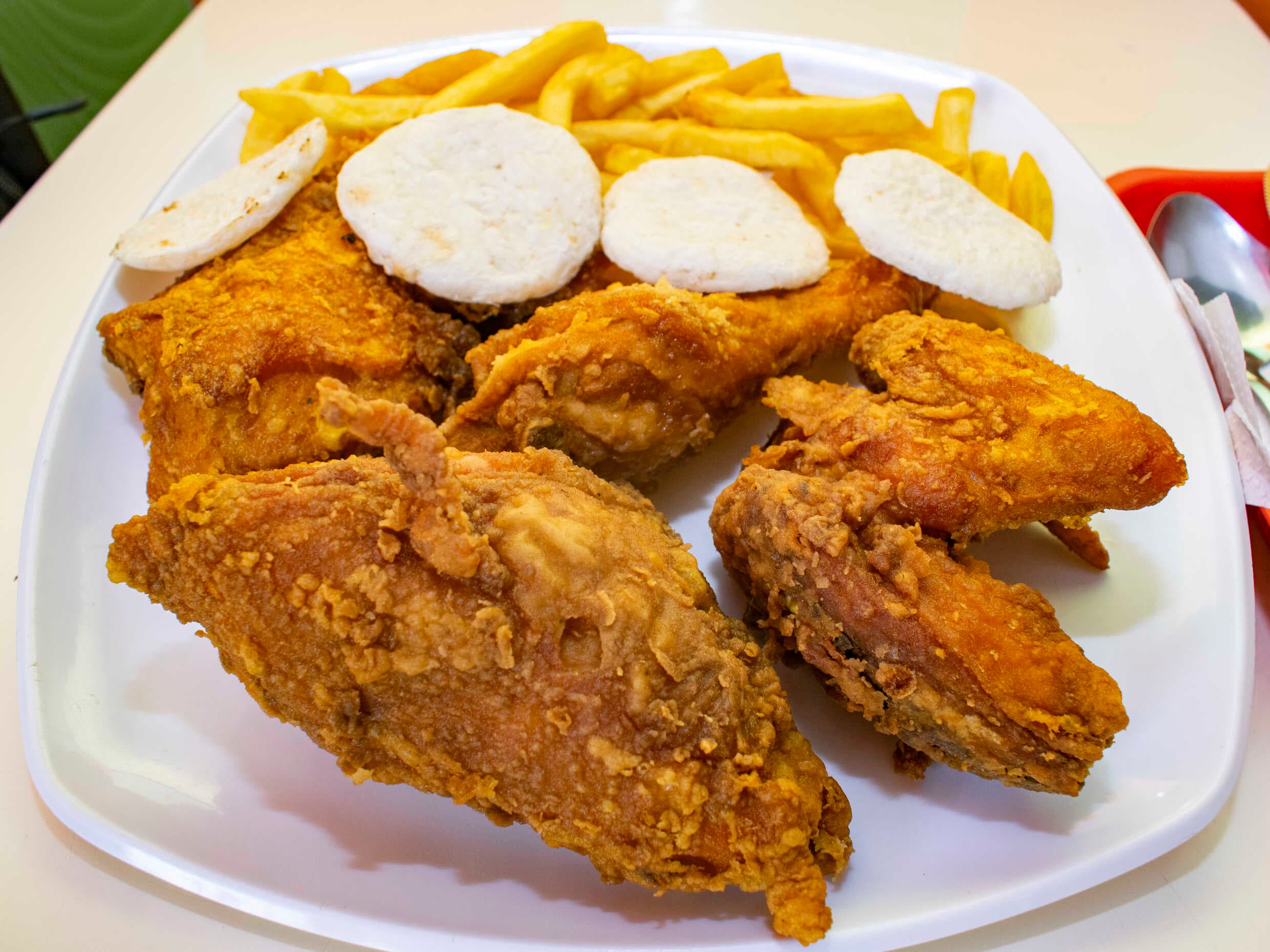 Combo Medio Pollo Broaster