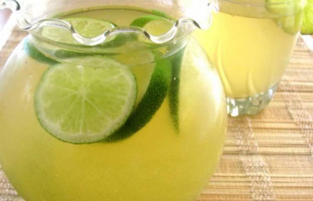 Agua de Limón 1 Lt