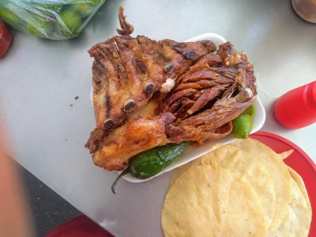 Chamorro y 1/2 Costilla