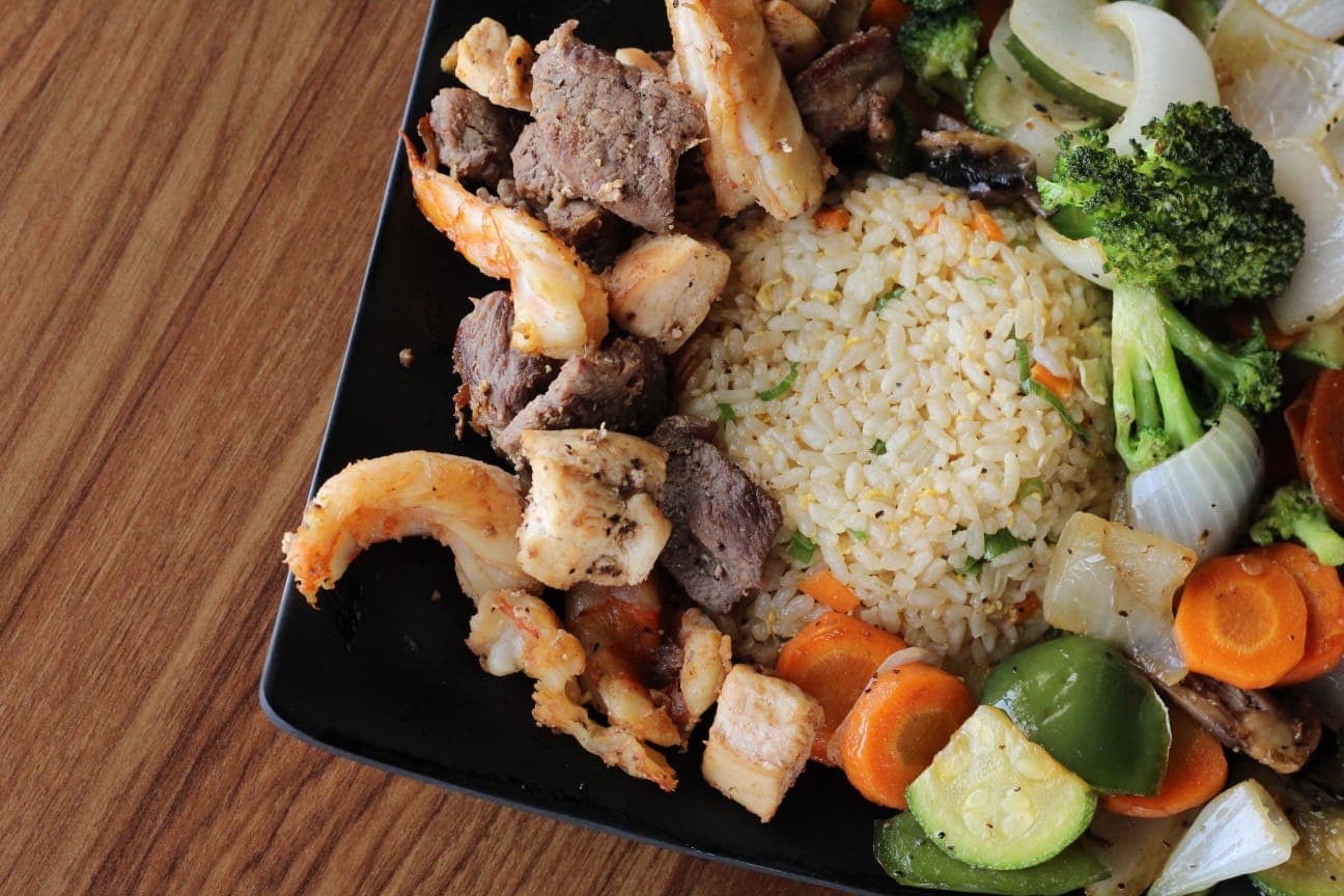 Camarón con Arroz Frito