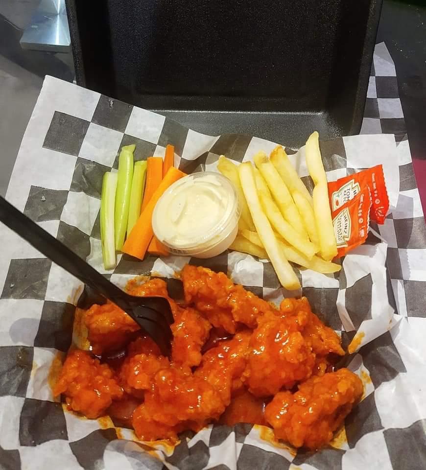 Boneless Large 🍗🍟(10pz)