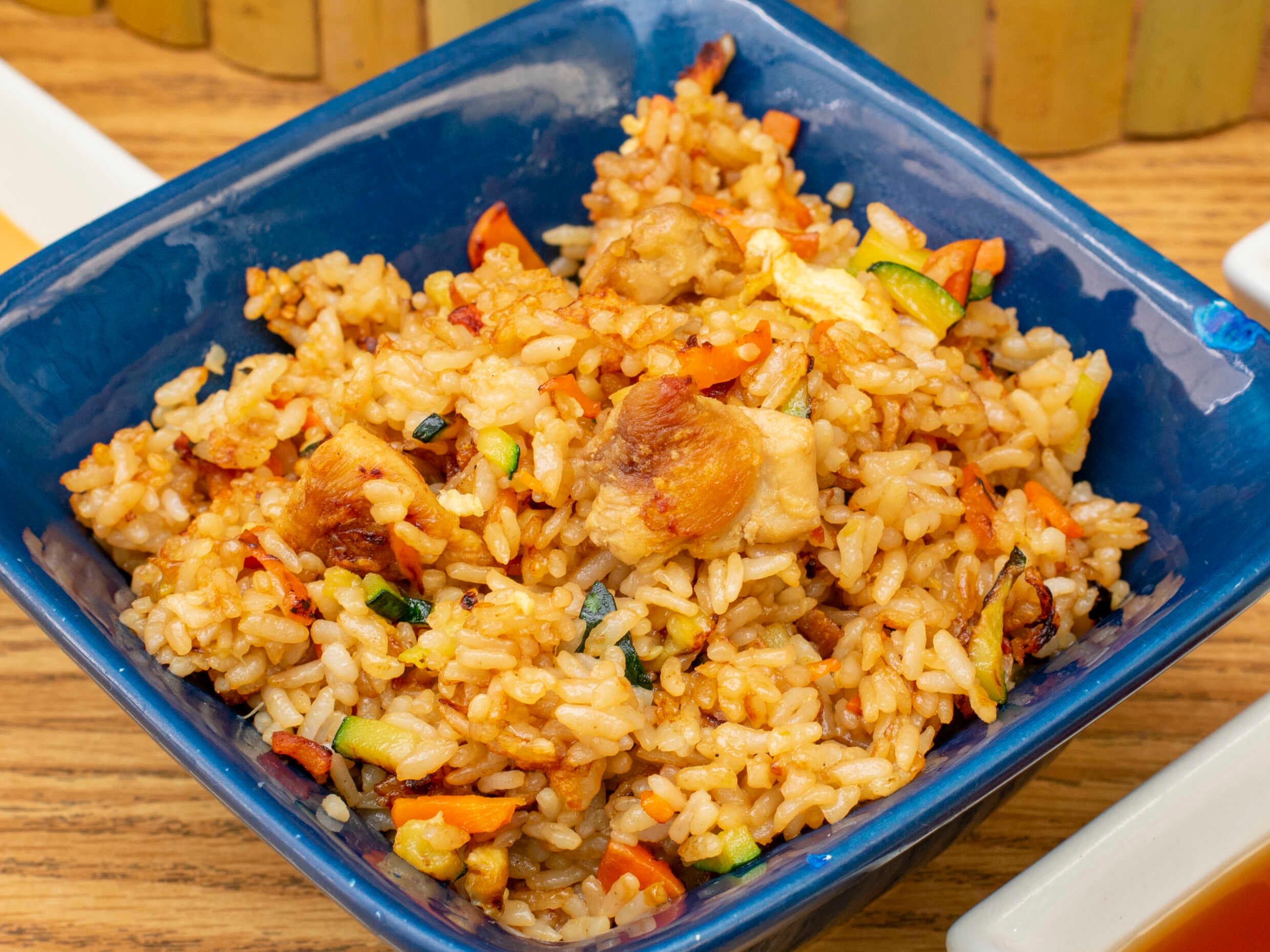 Yakimeshi de Pollo