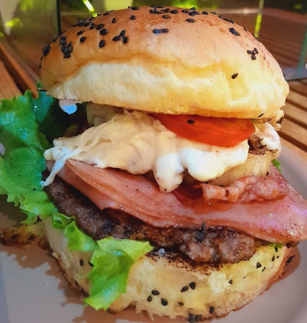 Hamburguesa Hawaiana