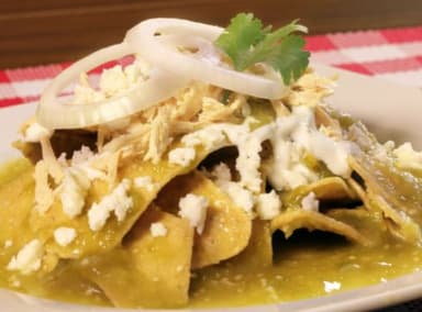 Chilaquiles con queso