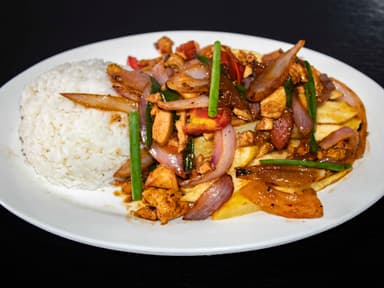 Pollo Saltado