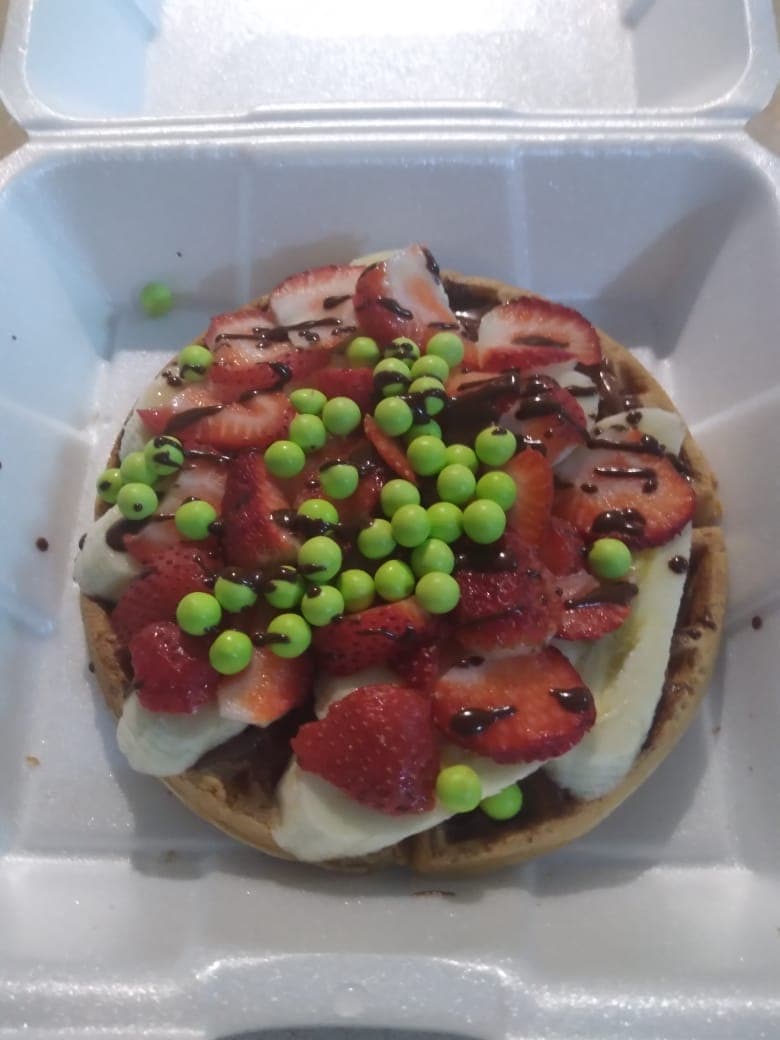 Waffle con Fruta