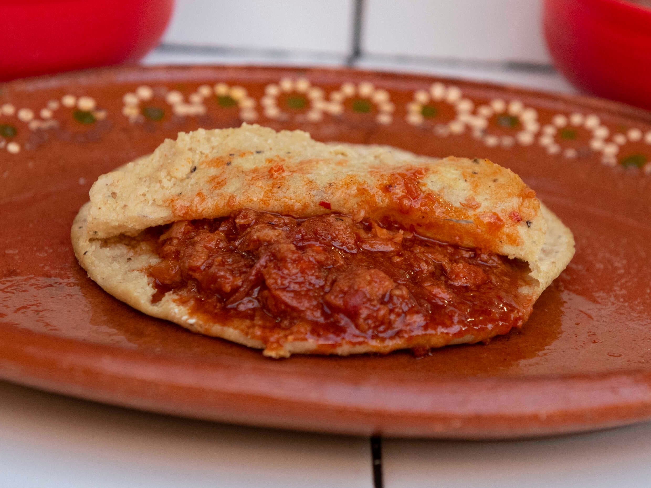 Gorda Chicharrón Rojo