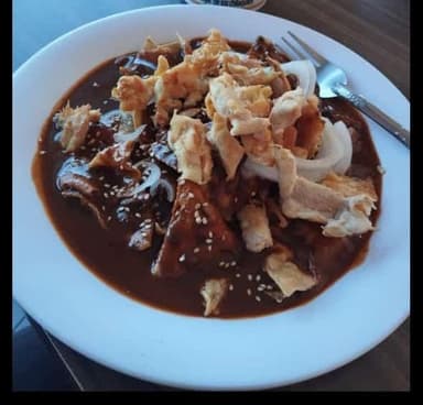 Chilaquiles Mole