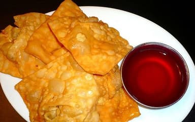 Wan Tan Frito Relleno en Salsa Agridulce