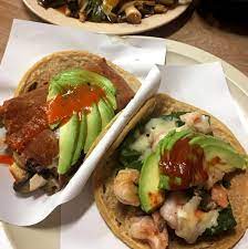 TACO MAIZ ARRACHERA CON CAMARÓN