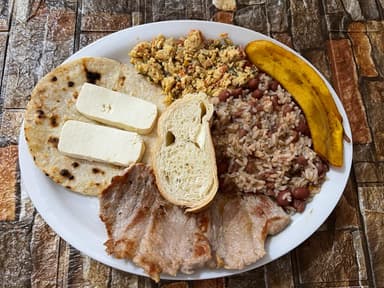 Desayuno con calentao