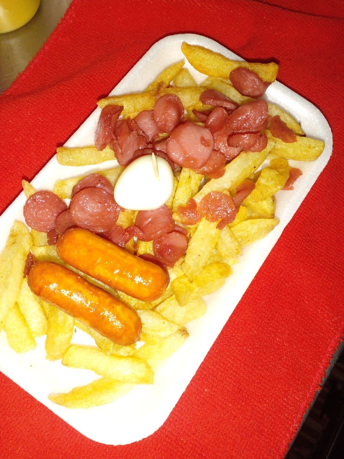 Salchipapa Especial