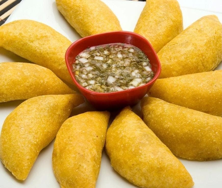 Empanada de pollo con tocineta