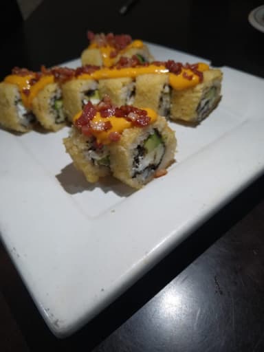 MAKI GRATINADO