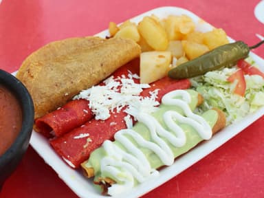 3 Flautas 2 Enchiladas