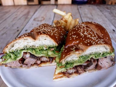 Baguette de Chistorra  + Cerveza