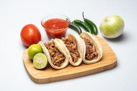 Taco de Chicharrón en Salsa Verde