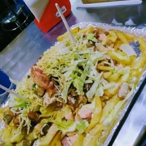 Salchipapa Costeña