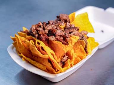Nachos con Carne Chicos