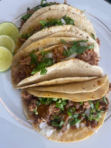 Combo 8 Tacos + 2 Medios Litros de Consomé