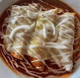 Combo- Enchiladas Suizas Rojas + Agua
