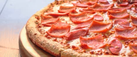 Pizza de Jamón y Salchicha