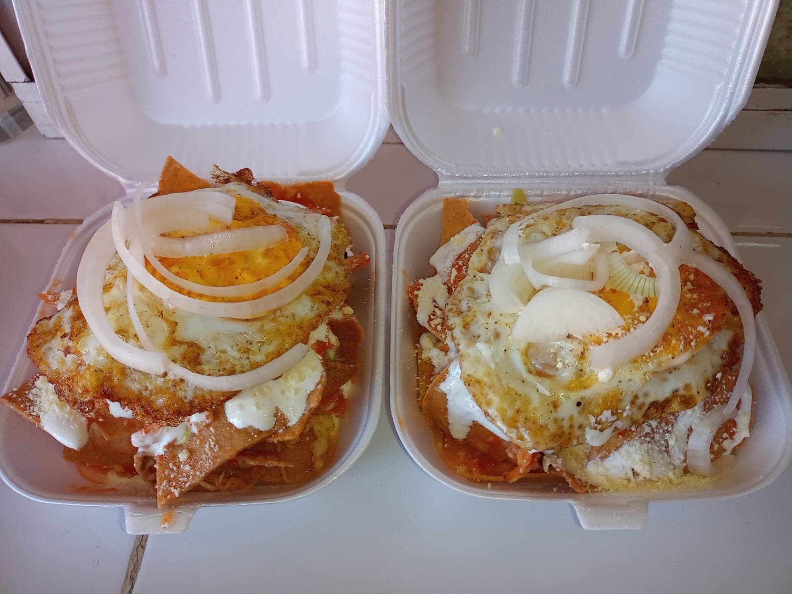 Chilaquiles con Huevo + Coca Cola
