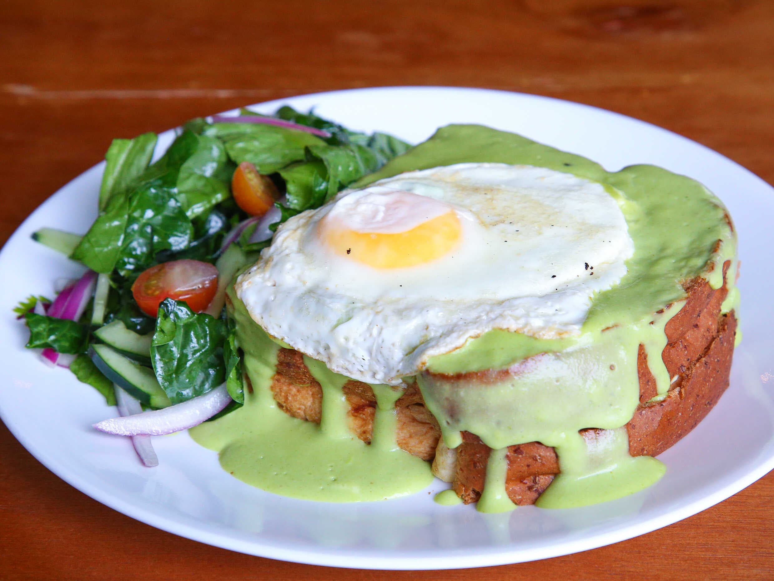 Sándwich Montado