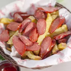 Salchipapa + Limonada Árabe