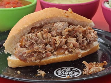 2 Tortas de Chamorro + 2 Tacos de Chamorro