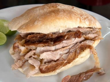 Torta de Carnitas Campechana