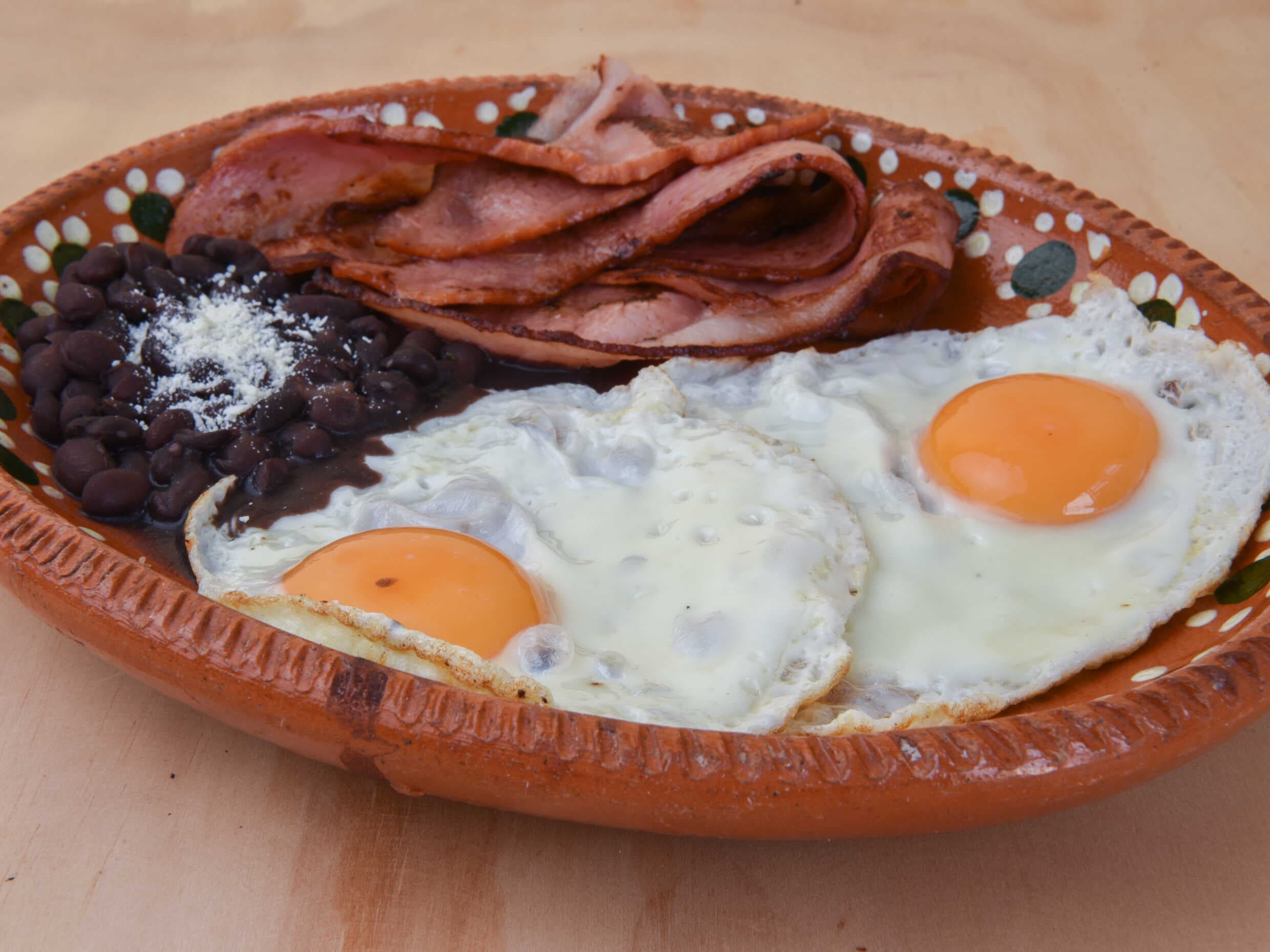 Huevos con Jamón