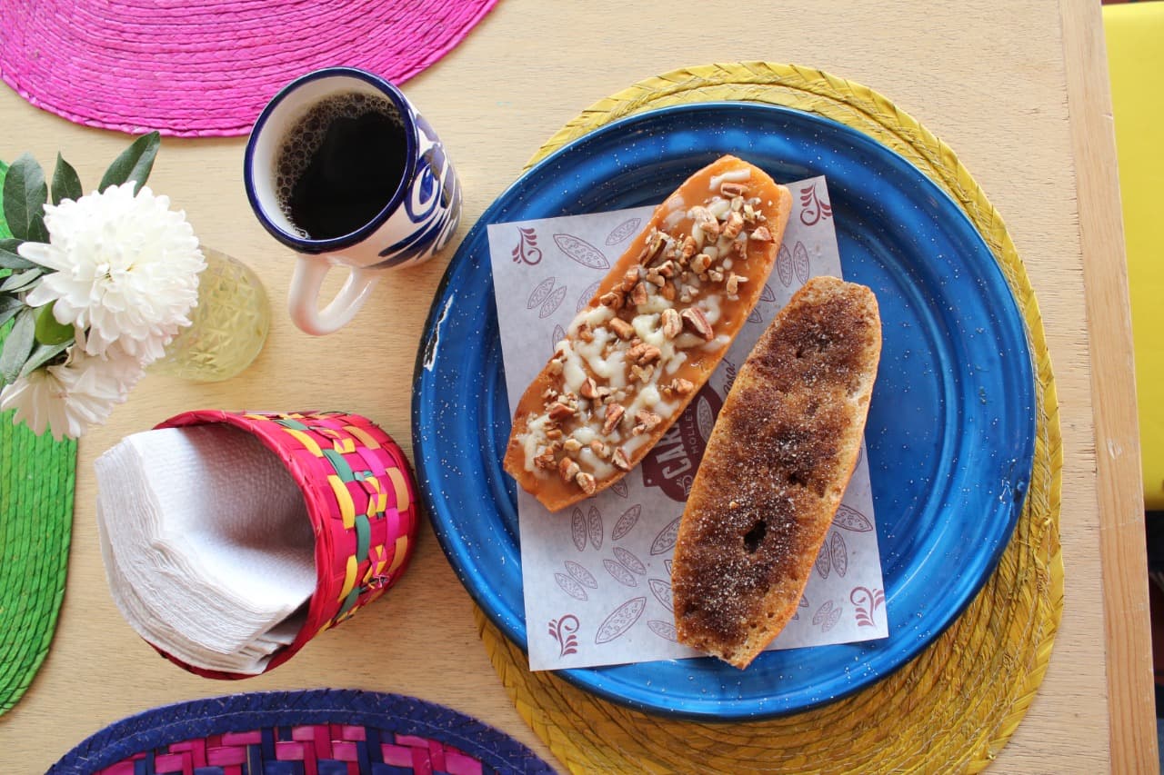 MOLLETE AZUCAR Y CANELA