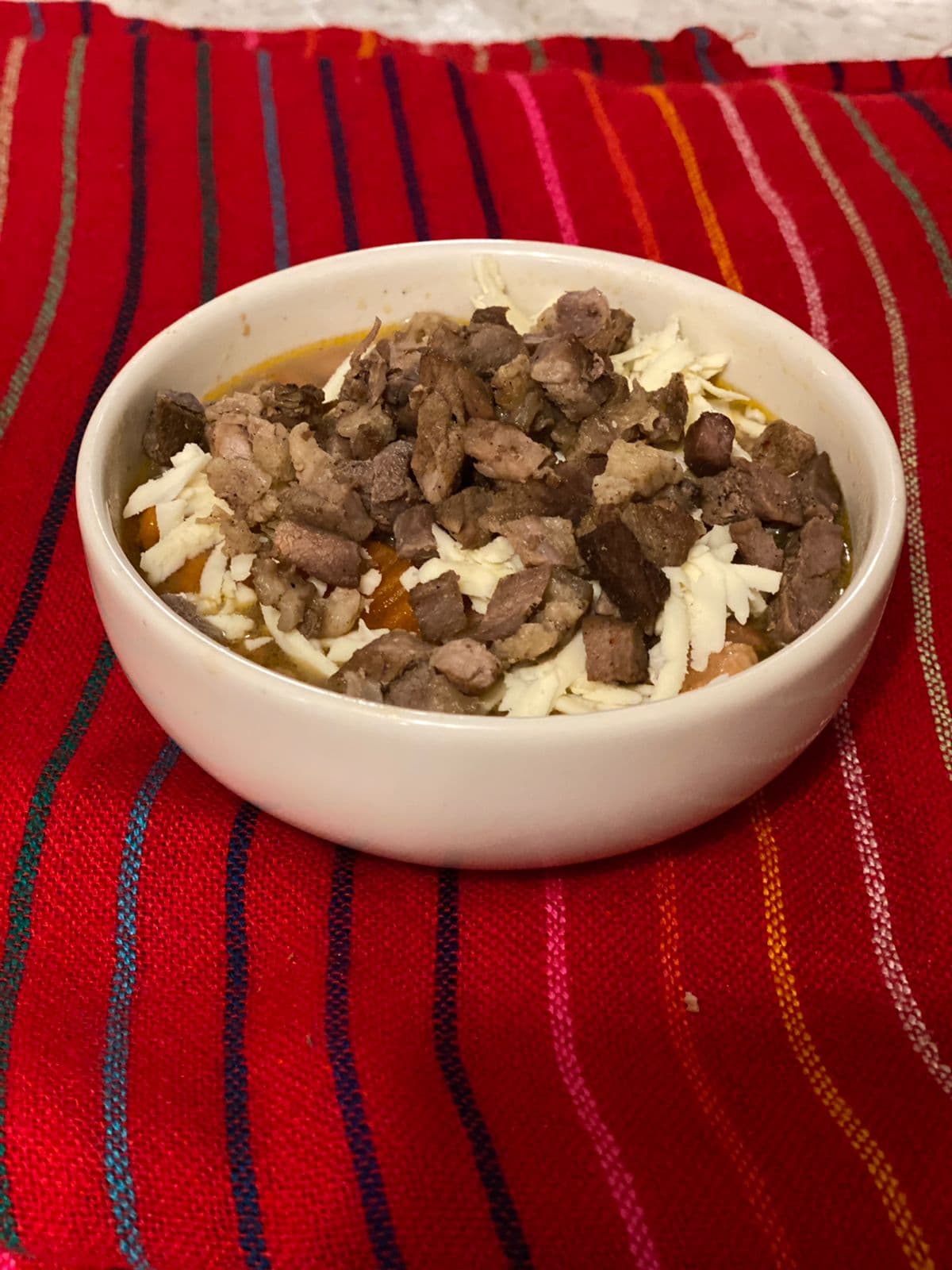Frijoles Preparados con Carne y Queso
