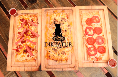 Pizza Sartre
